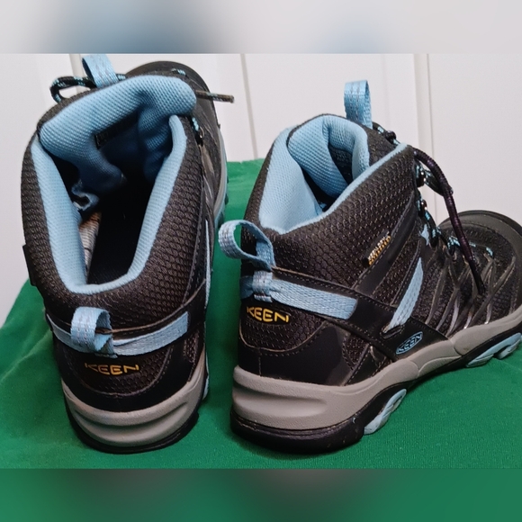 Keen Black and Blue Lace Up Boots Size 7.5(EU 38) - Picture 5 of 8